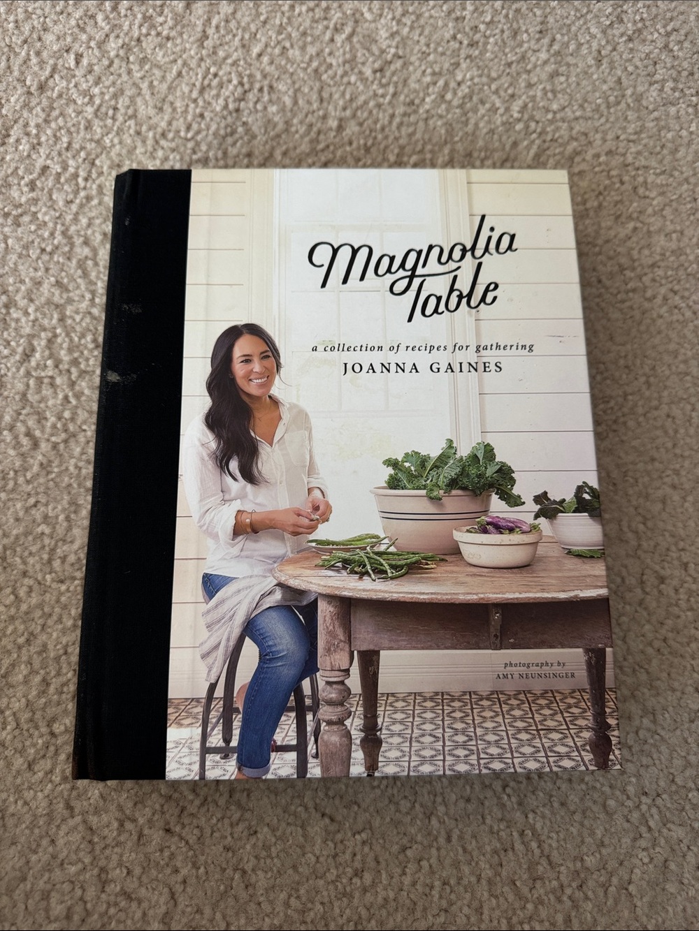Hearth & Hand Magnolia Table Cookbook - White, Black, Brown